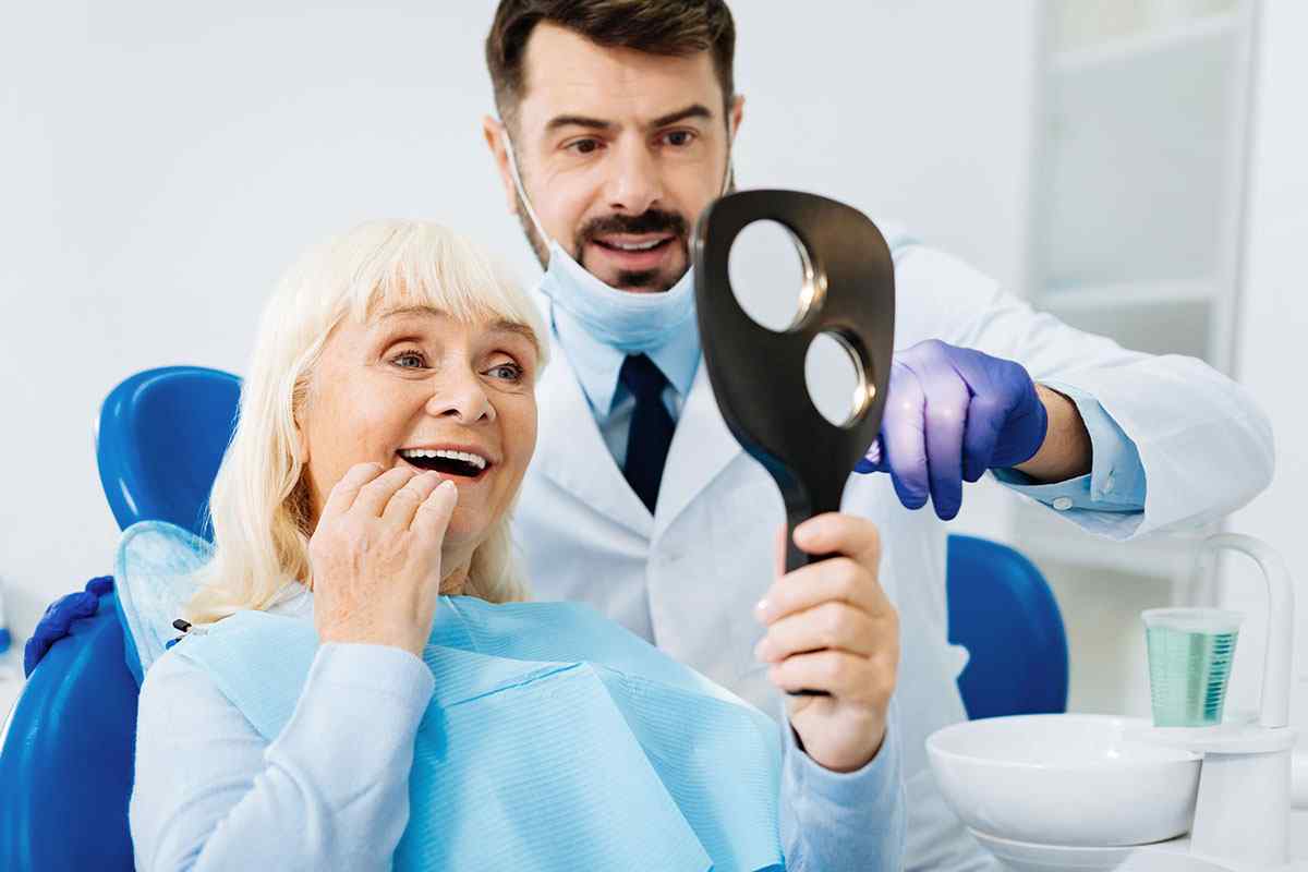 https://www.dentalspecialitycentre.co.in/wp-content/uploads/2020/01/home-services-4.jpg